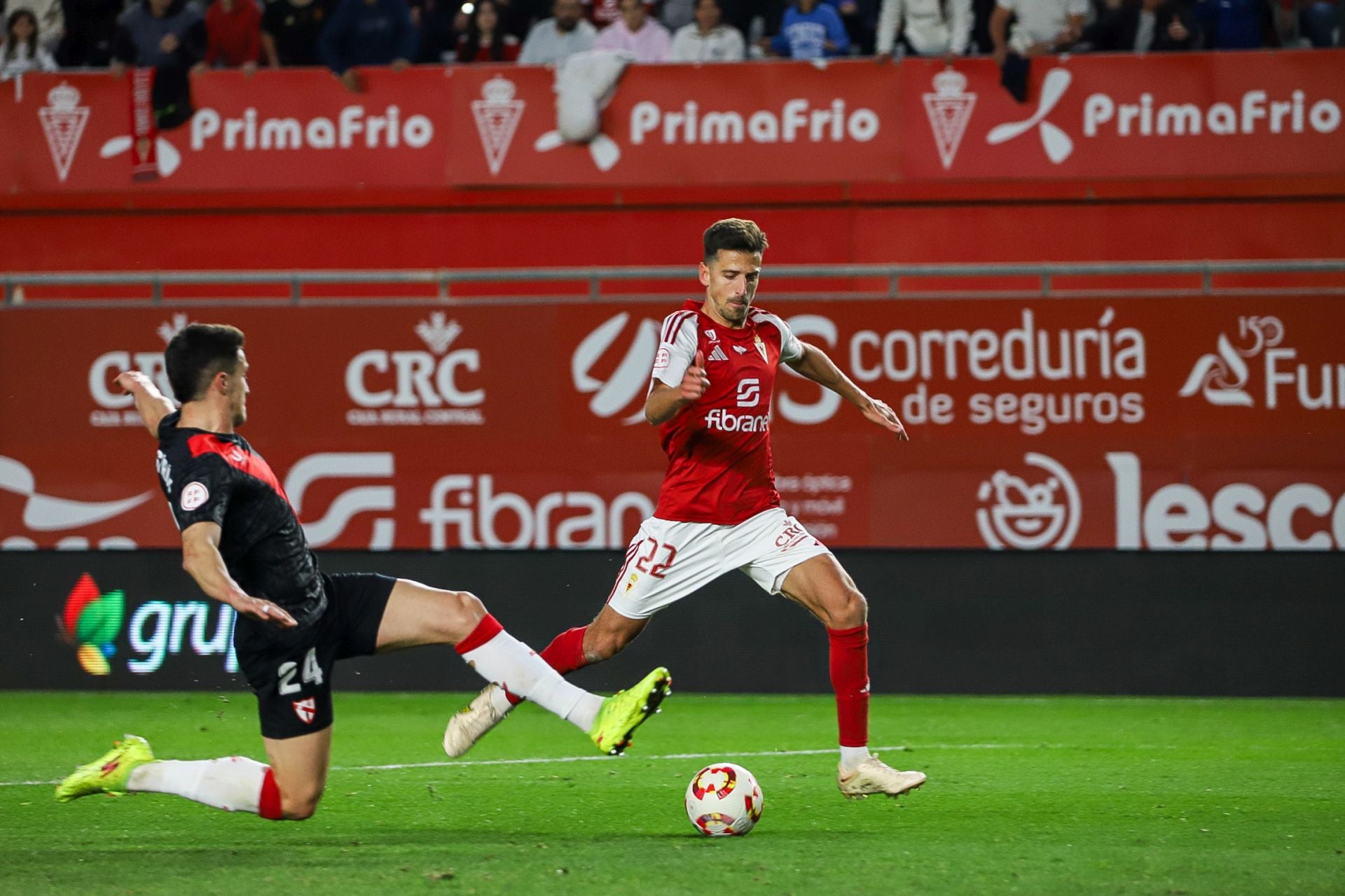 La derrota del Real Murcia frente al Sevilla Atlético, en imágenes