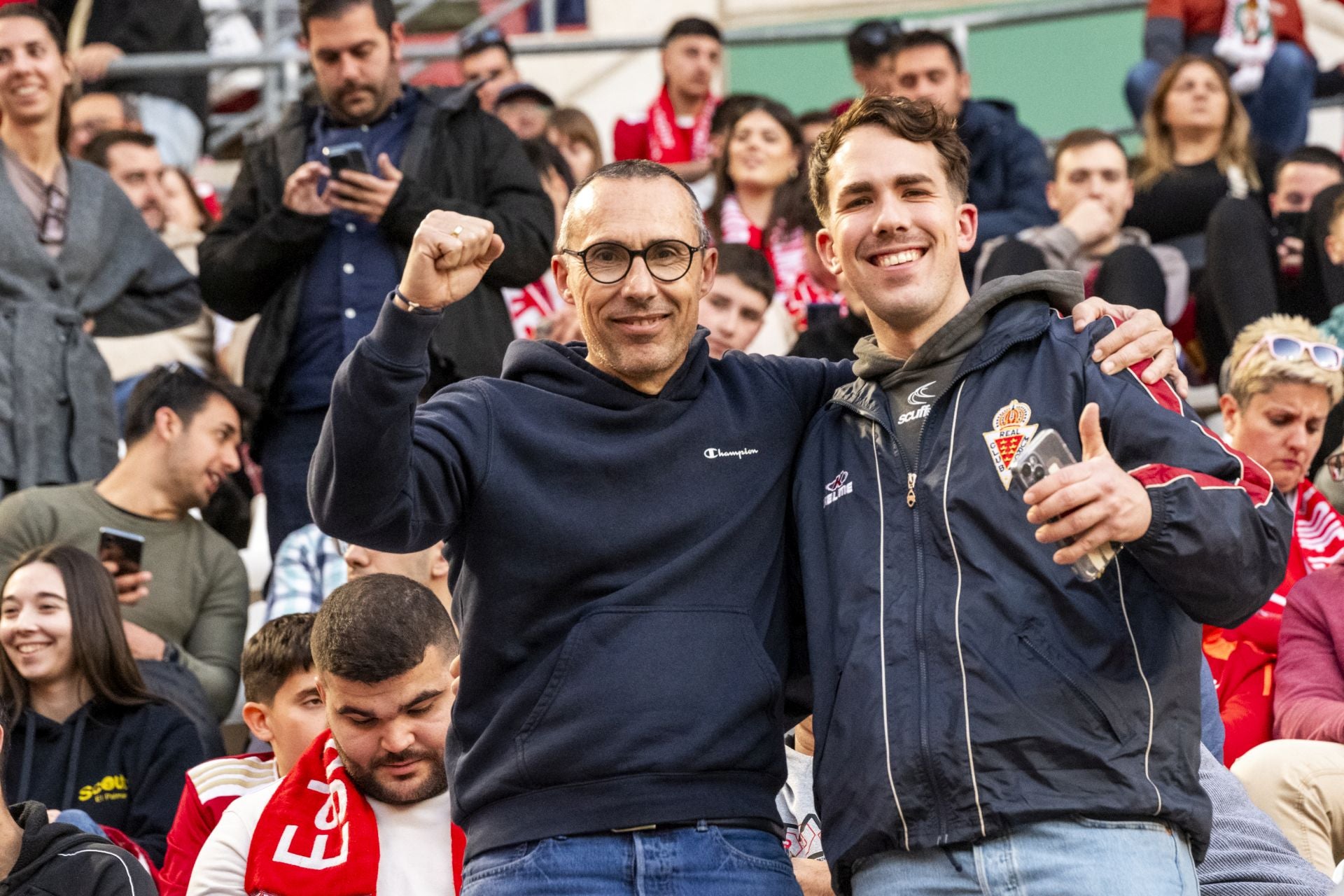 La derrota del Real Murcia frente al Sevilla Atlético, en imágenes