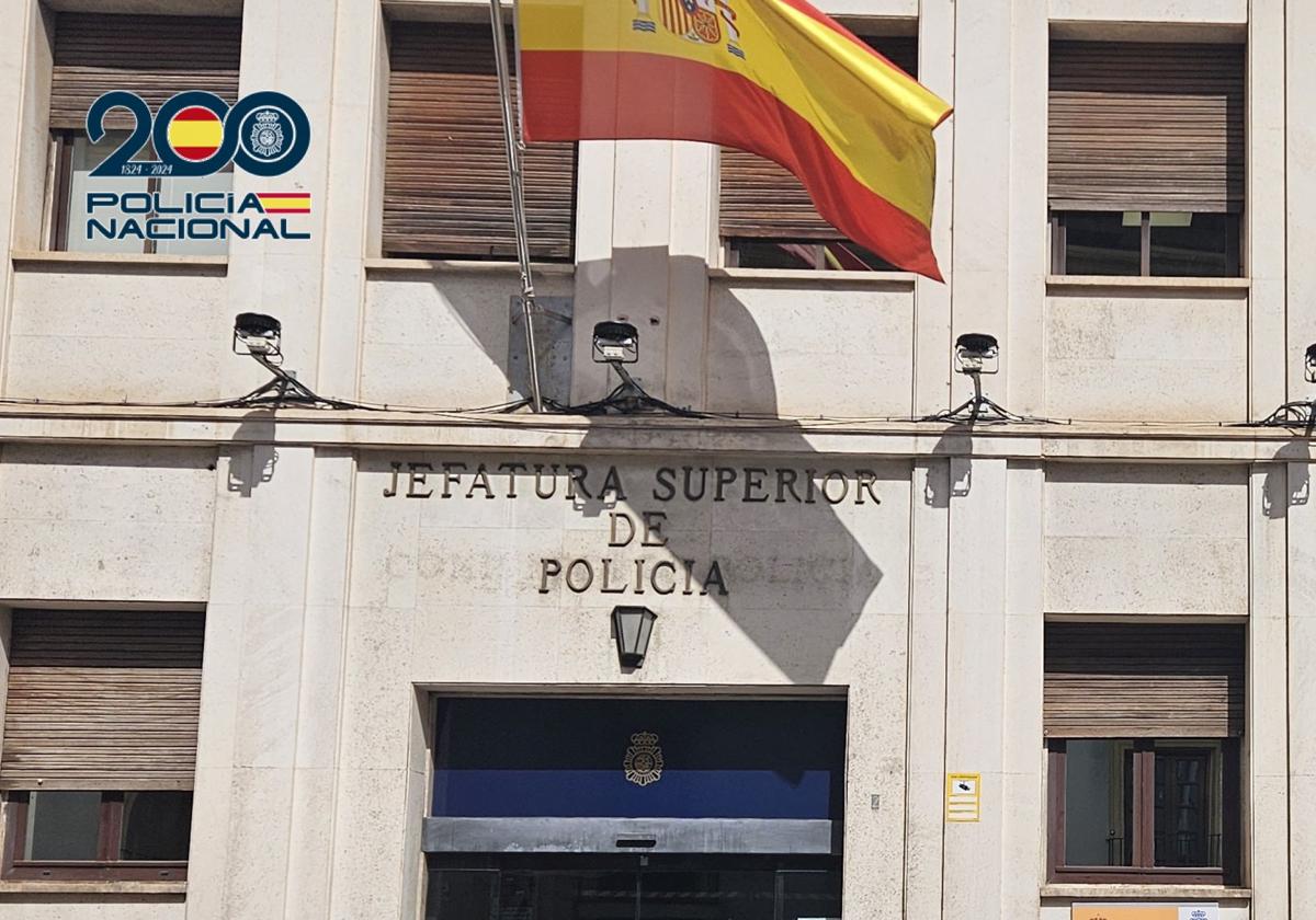 La fachada de la Jefatura Superior de Policía de la Región de Murcia.