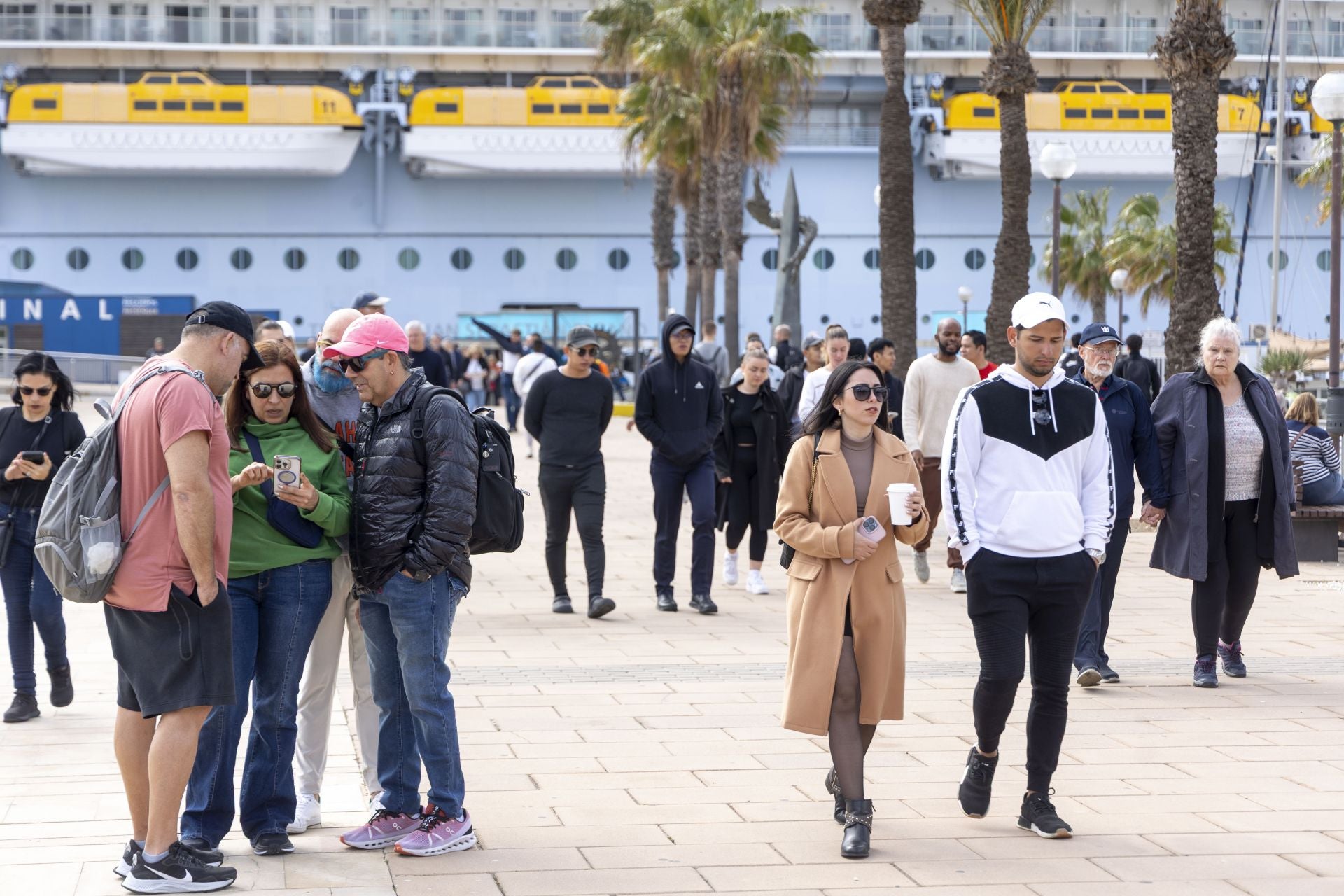 El crucero Allure of the Seas deja 5.000 visitantes en Cartagena