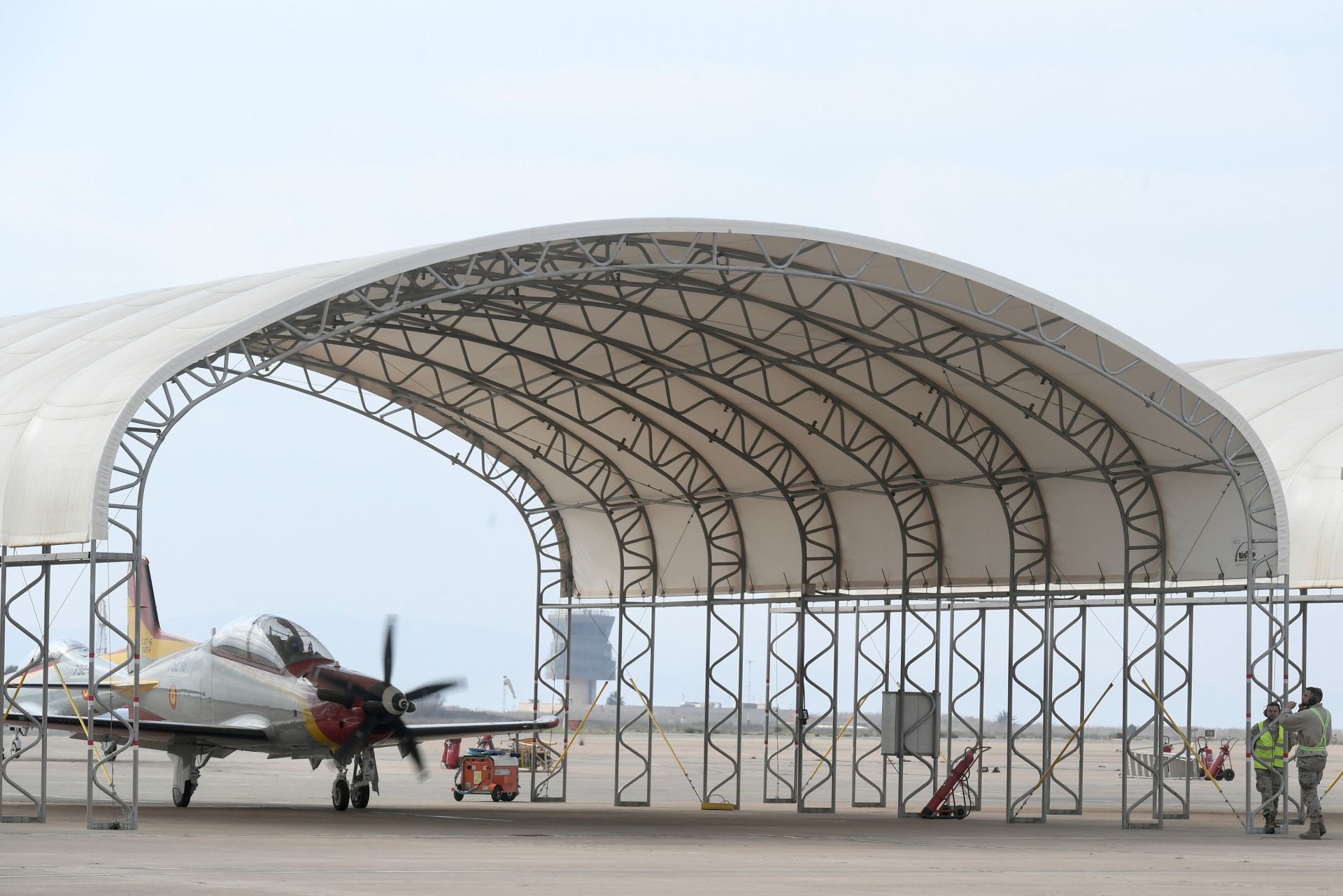 La visita de la ministra de Defensa a la Academia General del Aire de San Javier, en imágenes