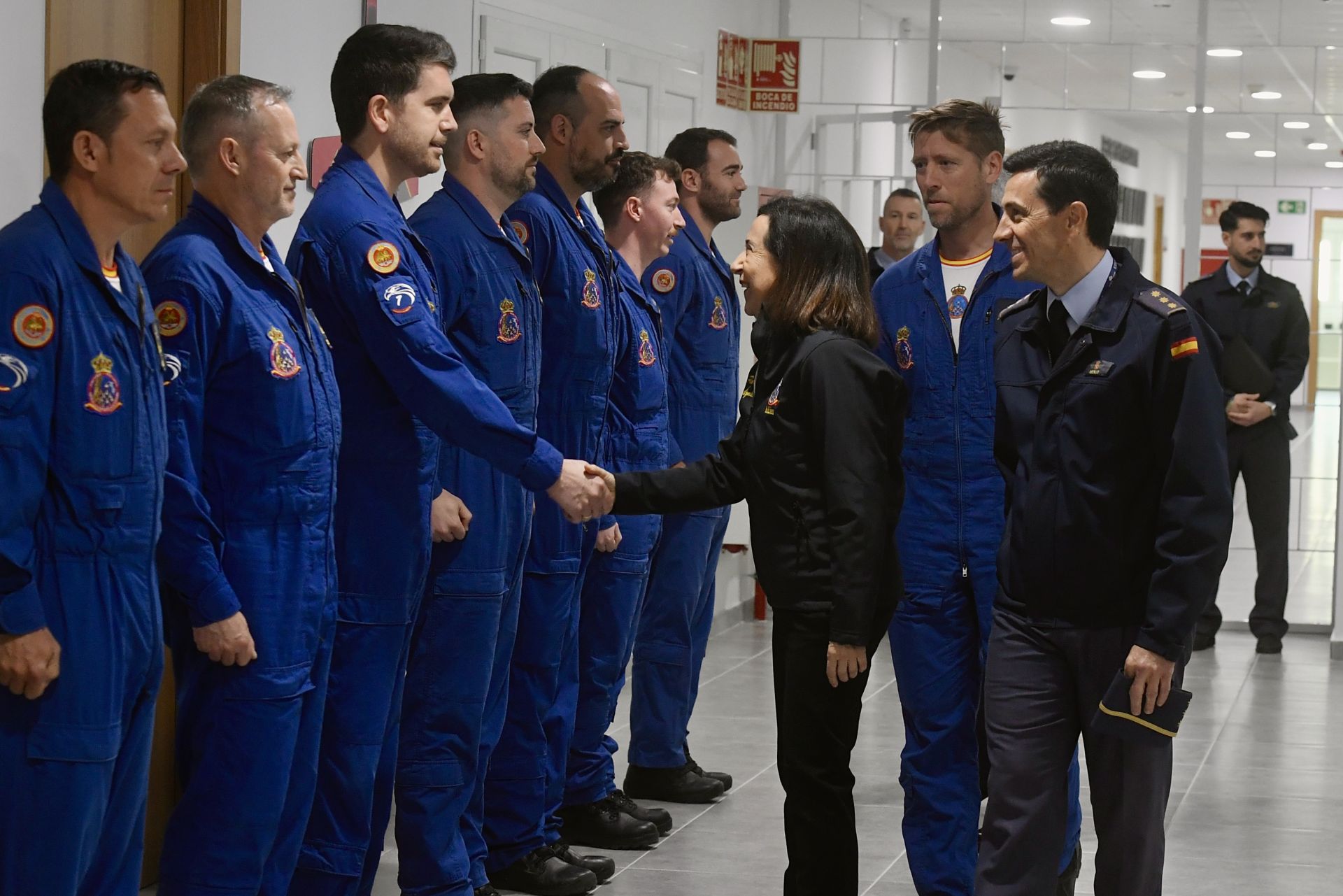 La visita de la ministra de Defensa a la Academia General del Aire de San Javier, en imágenes