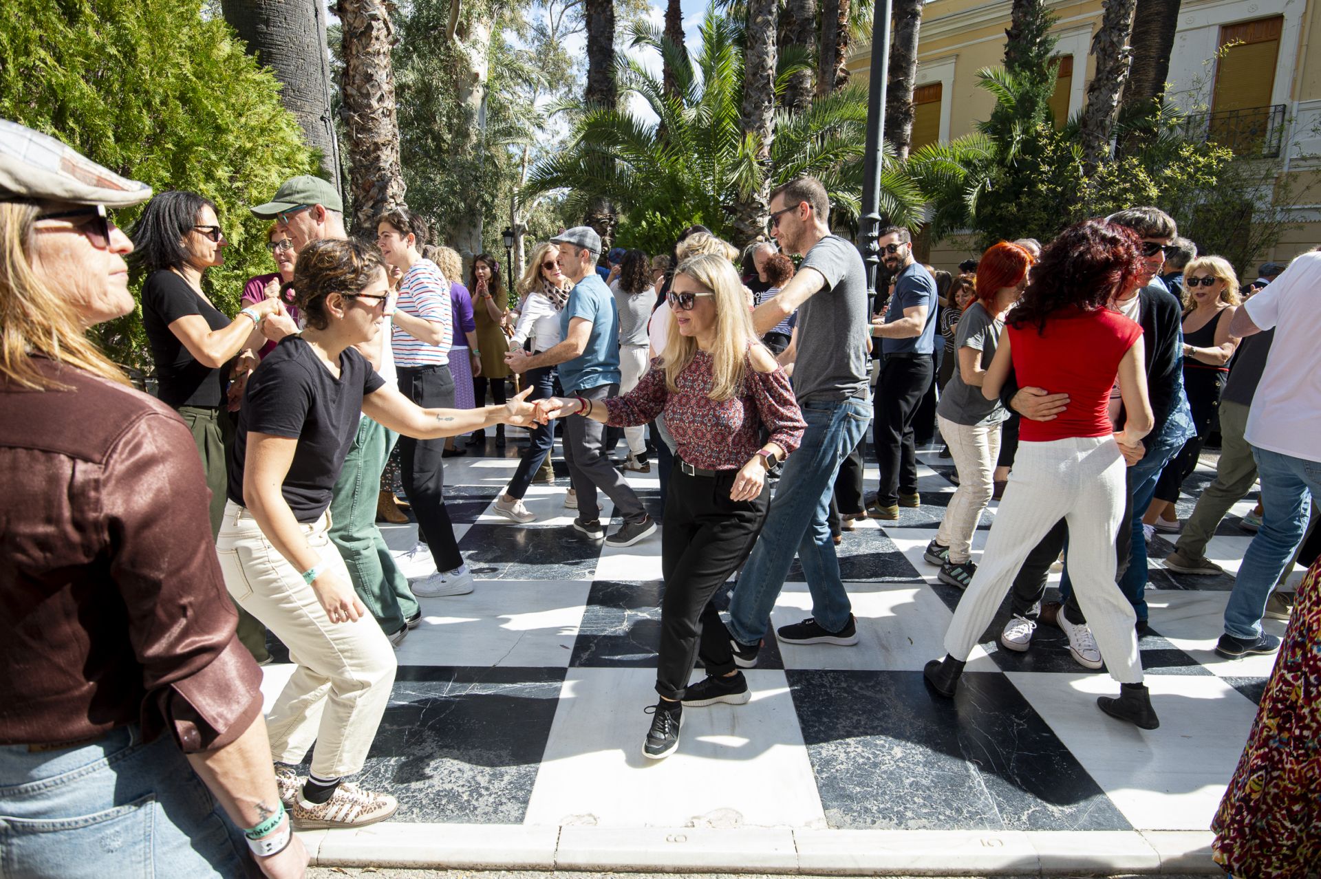 Fans del jazz se dan cita en Archena para bailar a ritmo de swing