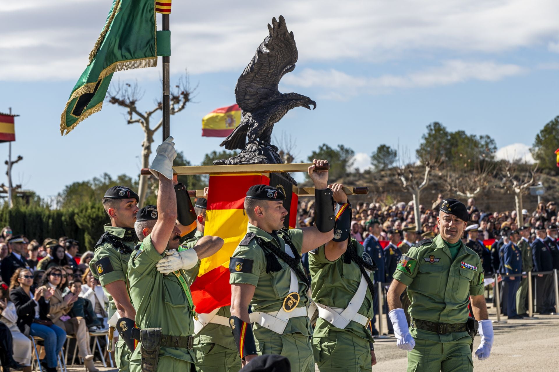 El aniversario de las Fuerzas Paracaidistas del Ejército de Tierra, en imágenes