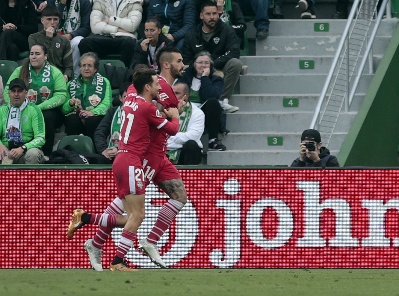 La derrota del Cartagena frente al Elche, en imágenes