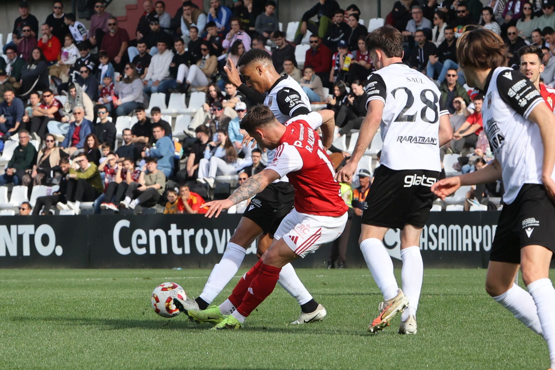 La victoria del Real Murcia frente al Mérida, en imágenes