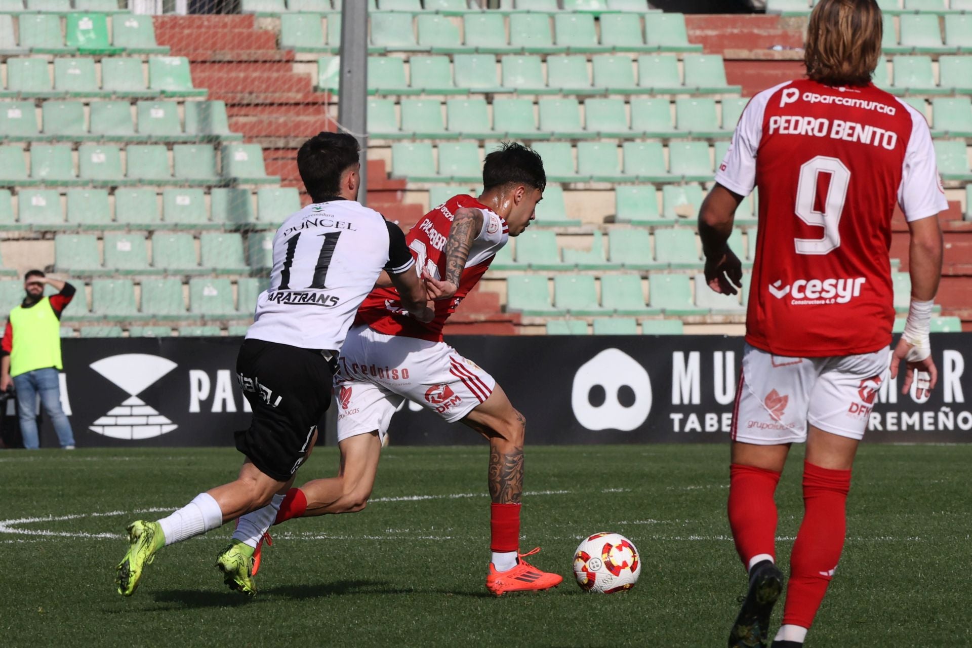 La victoria del Real Murcia frente al Mérida, en imágenes