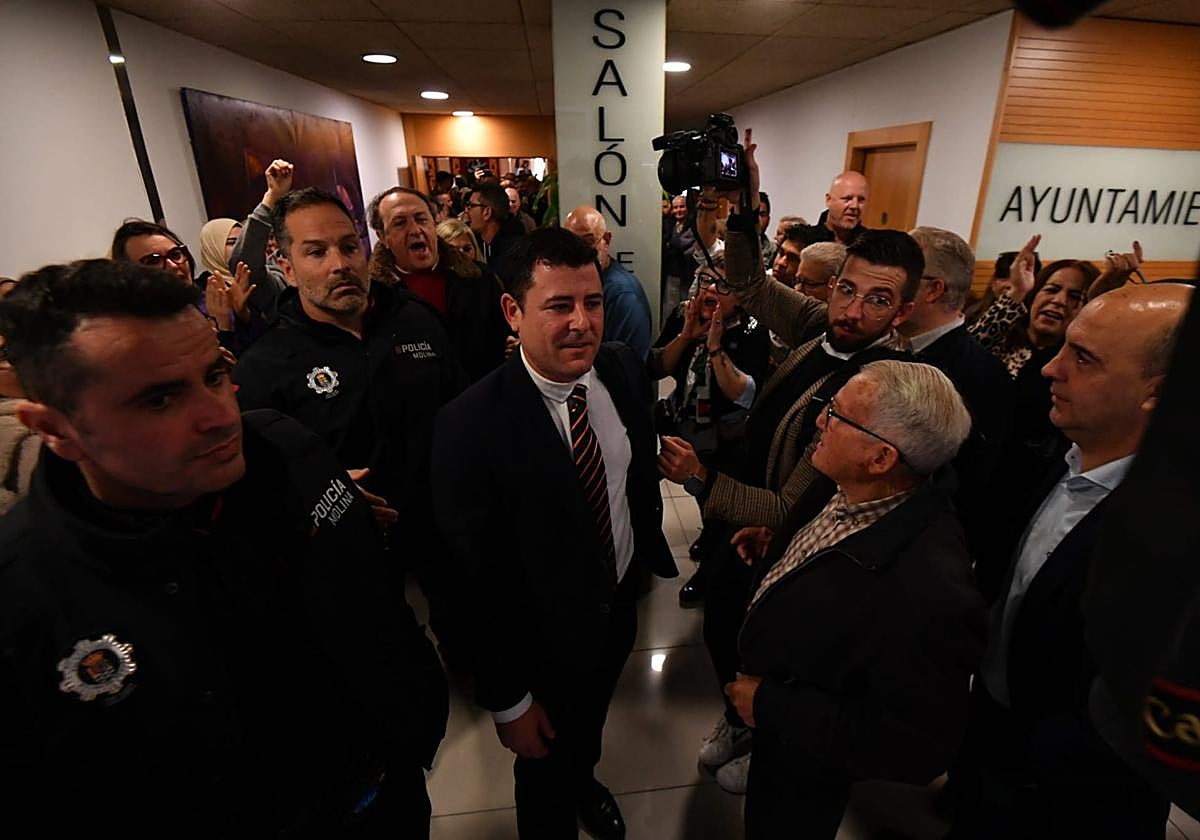 El PP de Molina de Segura sale al rescate del concejal de Vox acusado ...