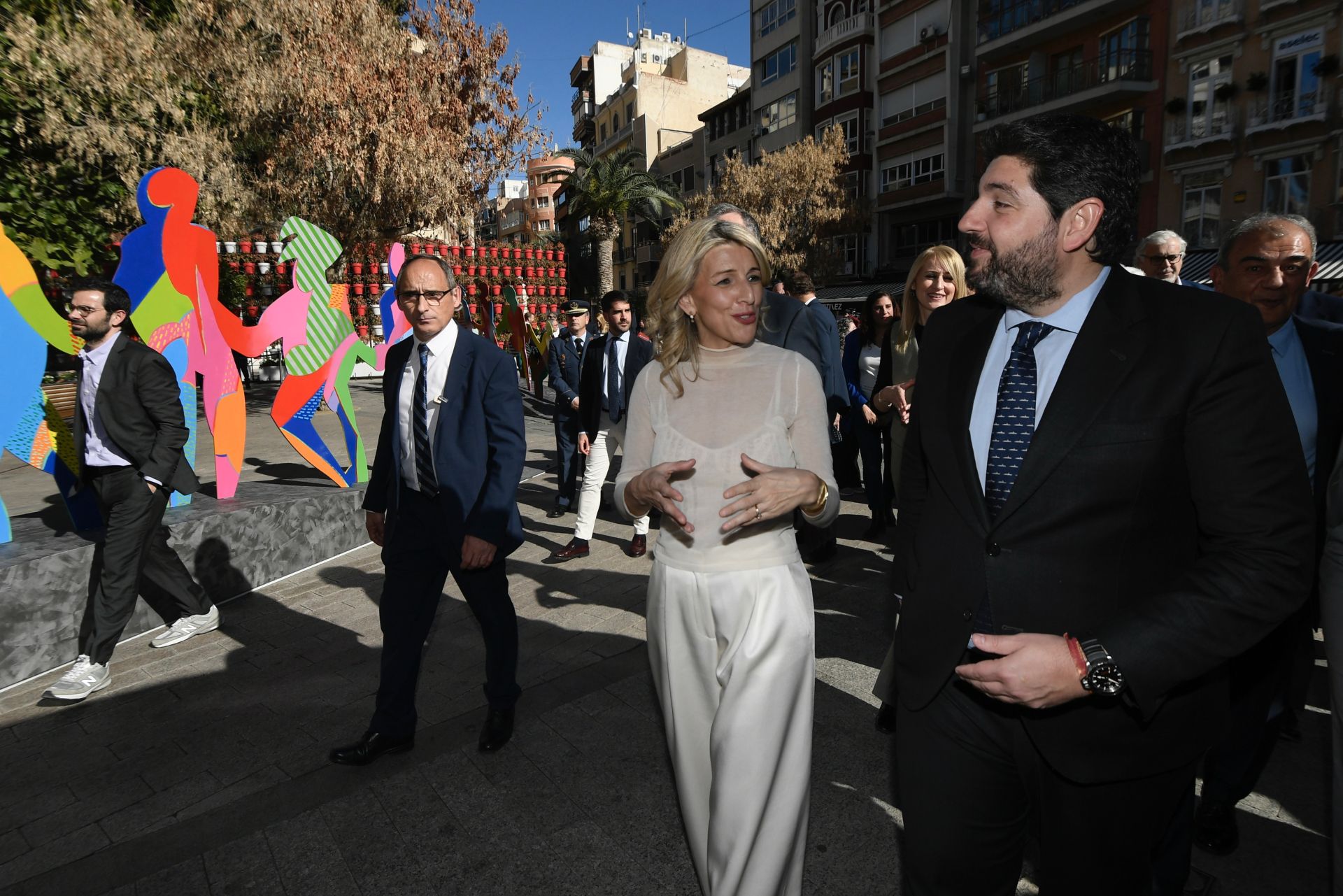 Inauguración de la obra de Cristóbal Gabarrón en la plaza de Santo Domingo de Murcia, en imágenes