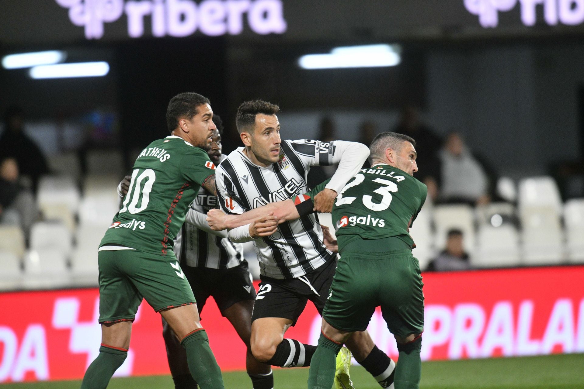 La derrota del Cartagena ante el Eibar, en imágenes