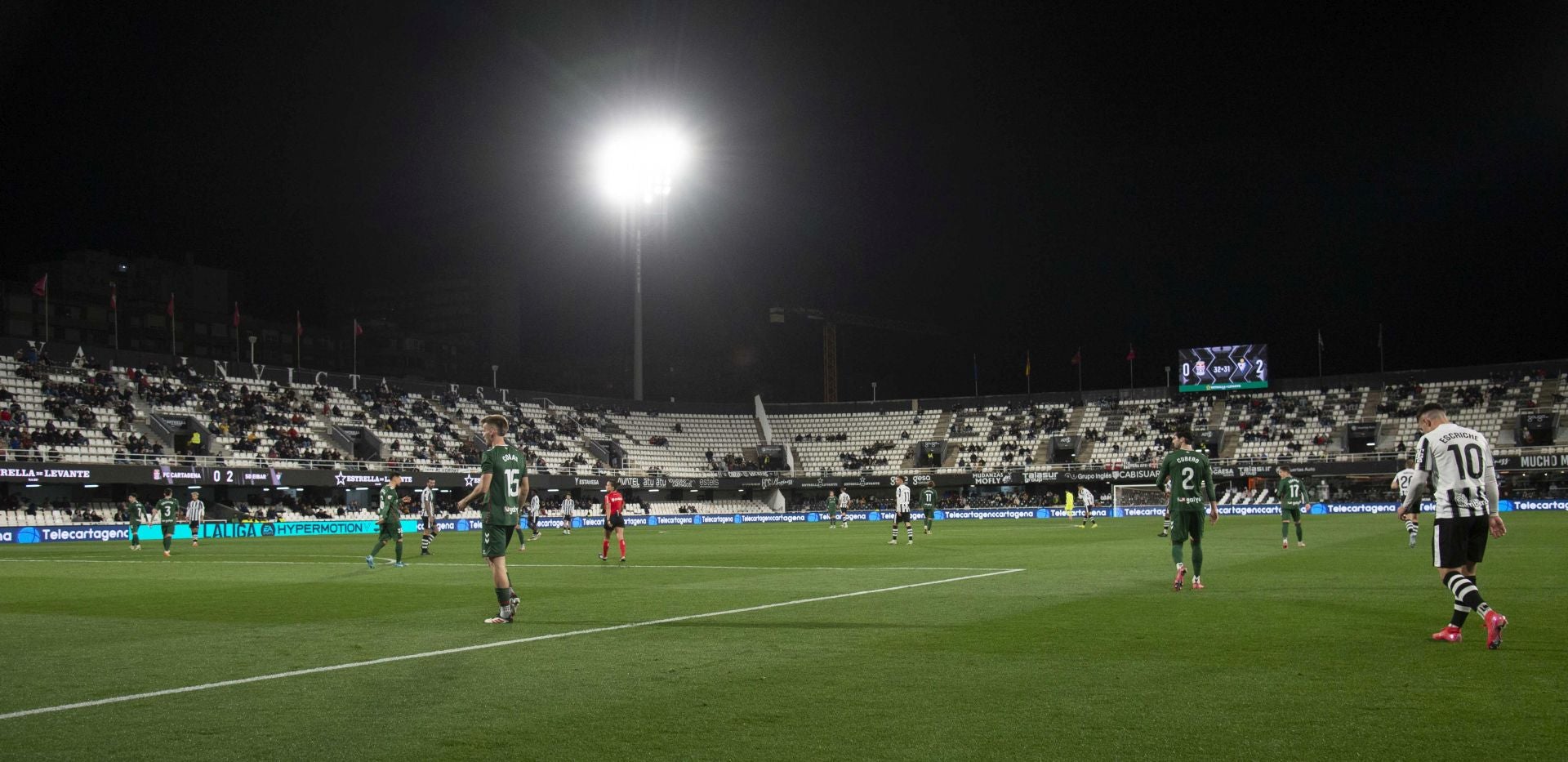 La derrota del Cartagena ante el Eibar, en imágenes