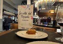 De tapa en tapa en el Mercado de Correos de Murcia