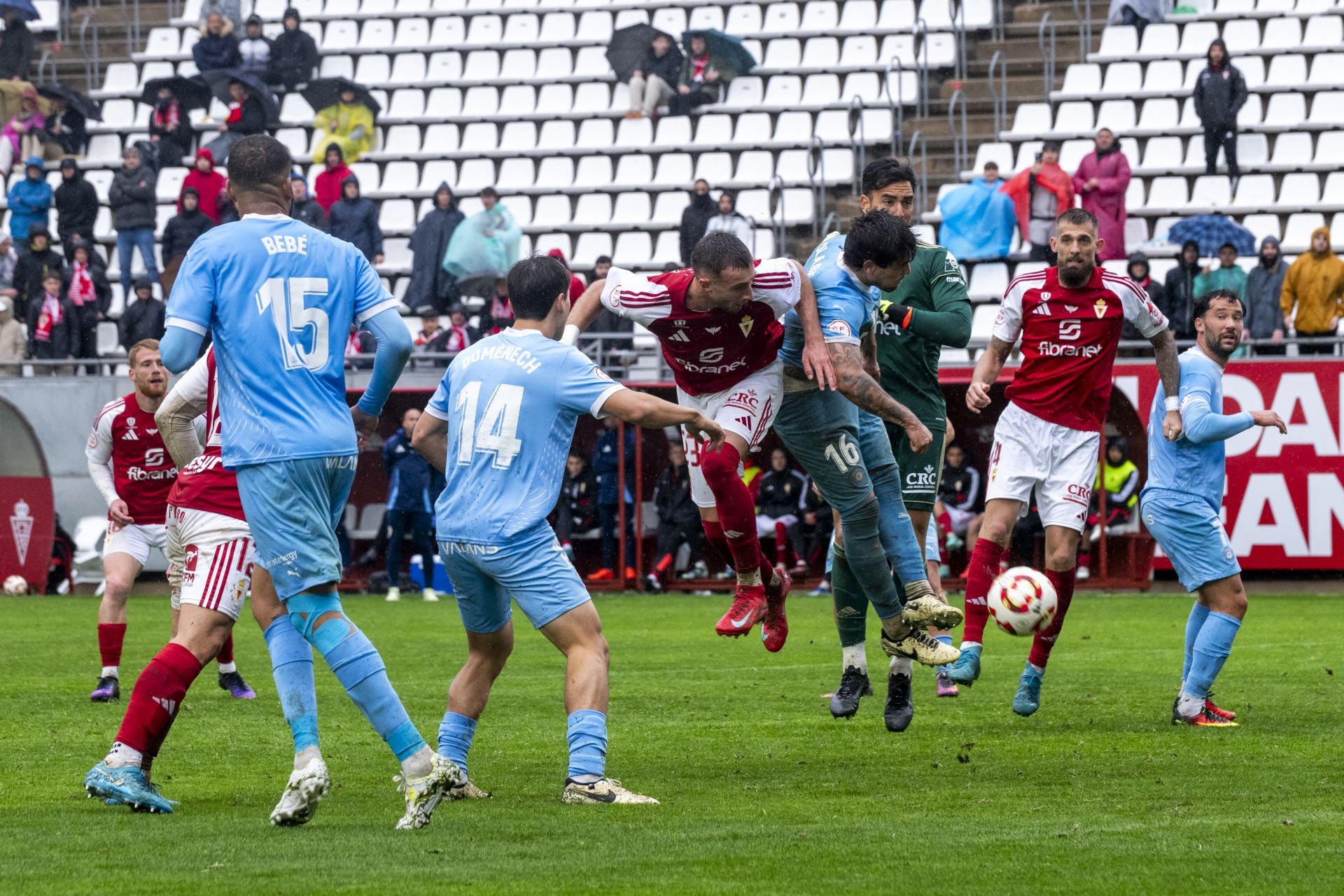 La derrota del Real Murcia frente al Ibiza, en imágenes