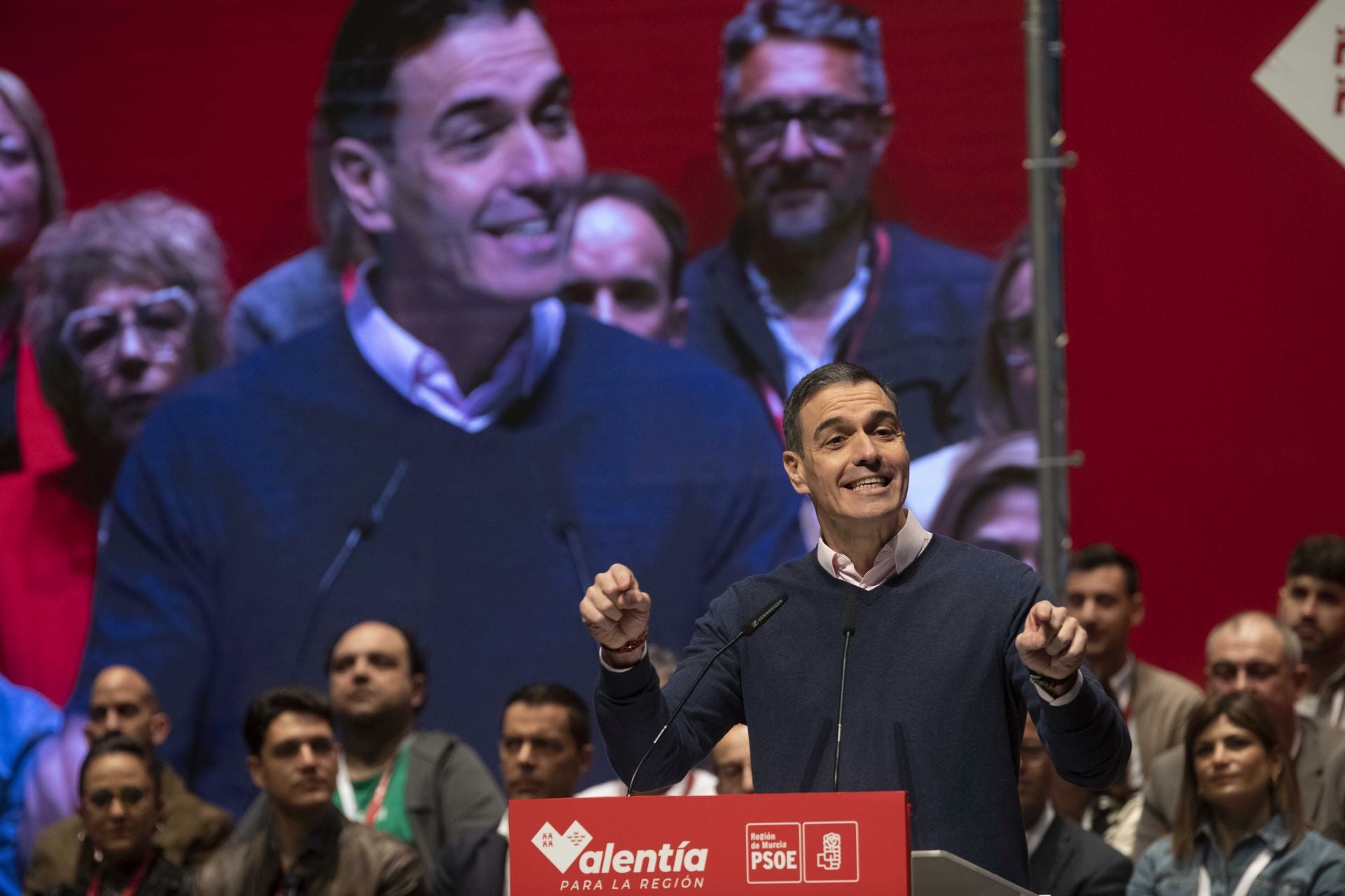 El Congreso del PSRM con Pedro Sánchez en Cartagena, en imágenes