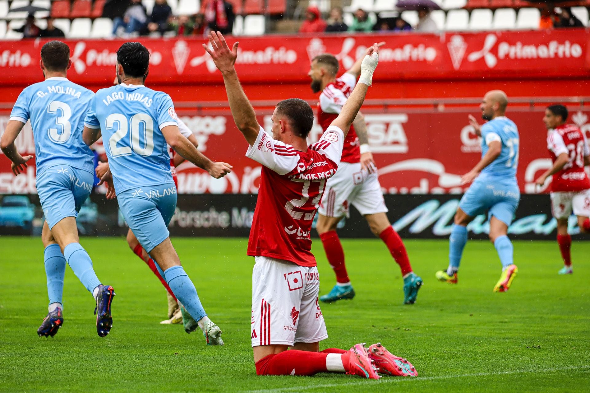 La derrota del Real Murcia frente al Ibiza, en imágenes