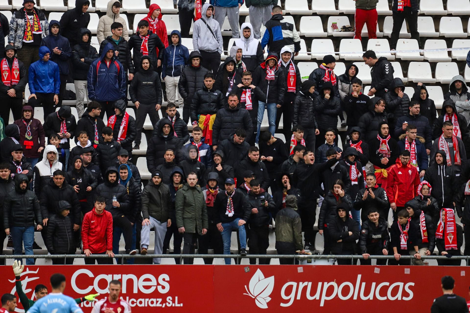 La derrota del Real Murcia frente al Ibiza, en imágenes