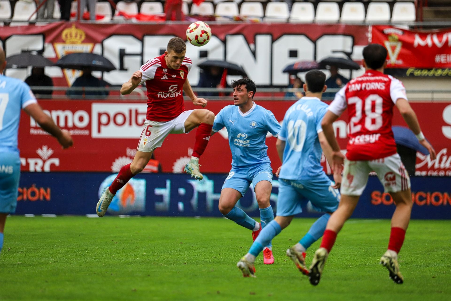 La derrota del Real Murcia frente al Ibiza, en imágenes