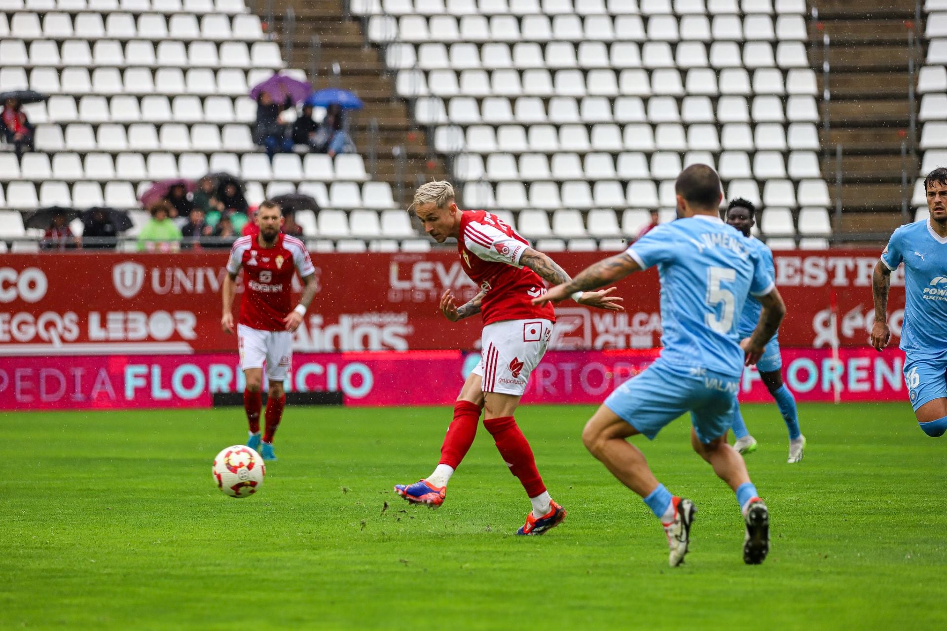 La derrota del Real Murcia frente al Ibiza, en imágenes