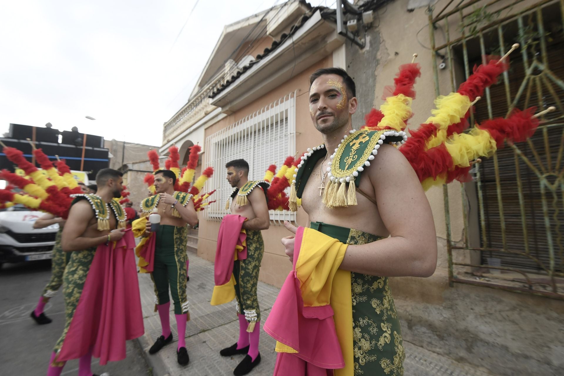 El desfile del martes del Carnaval de Cabezo de Torres, en imágenes