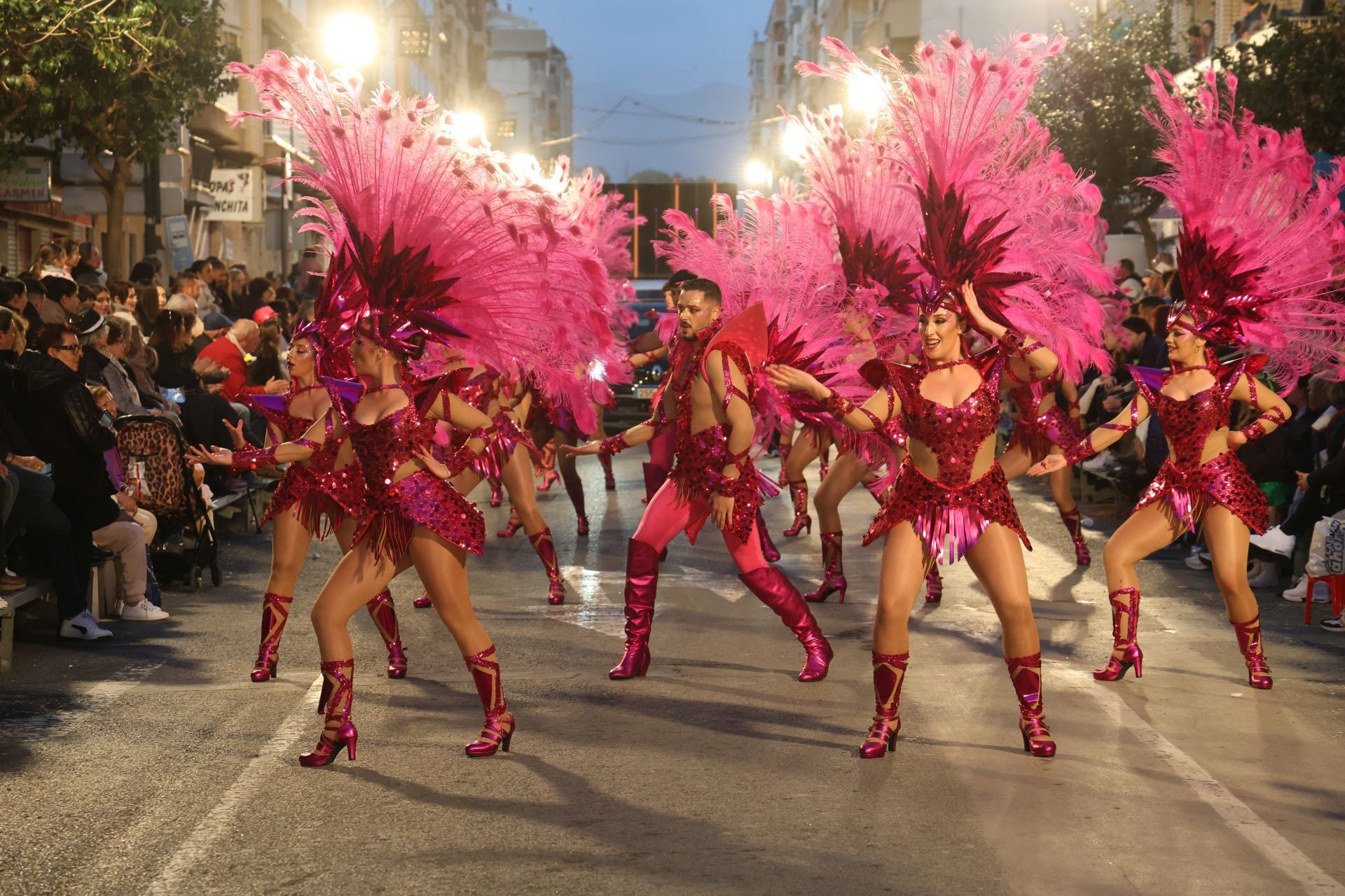 El desfile del Martes de Carnaval de Águilas, en imágenes