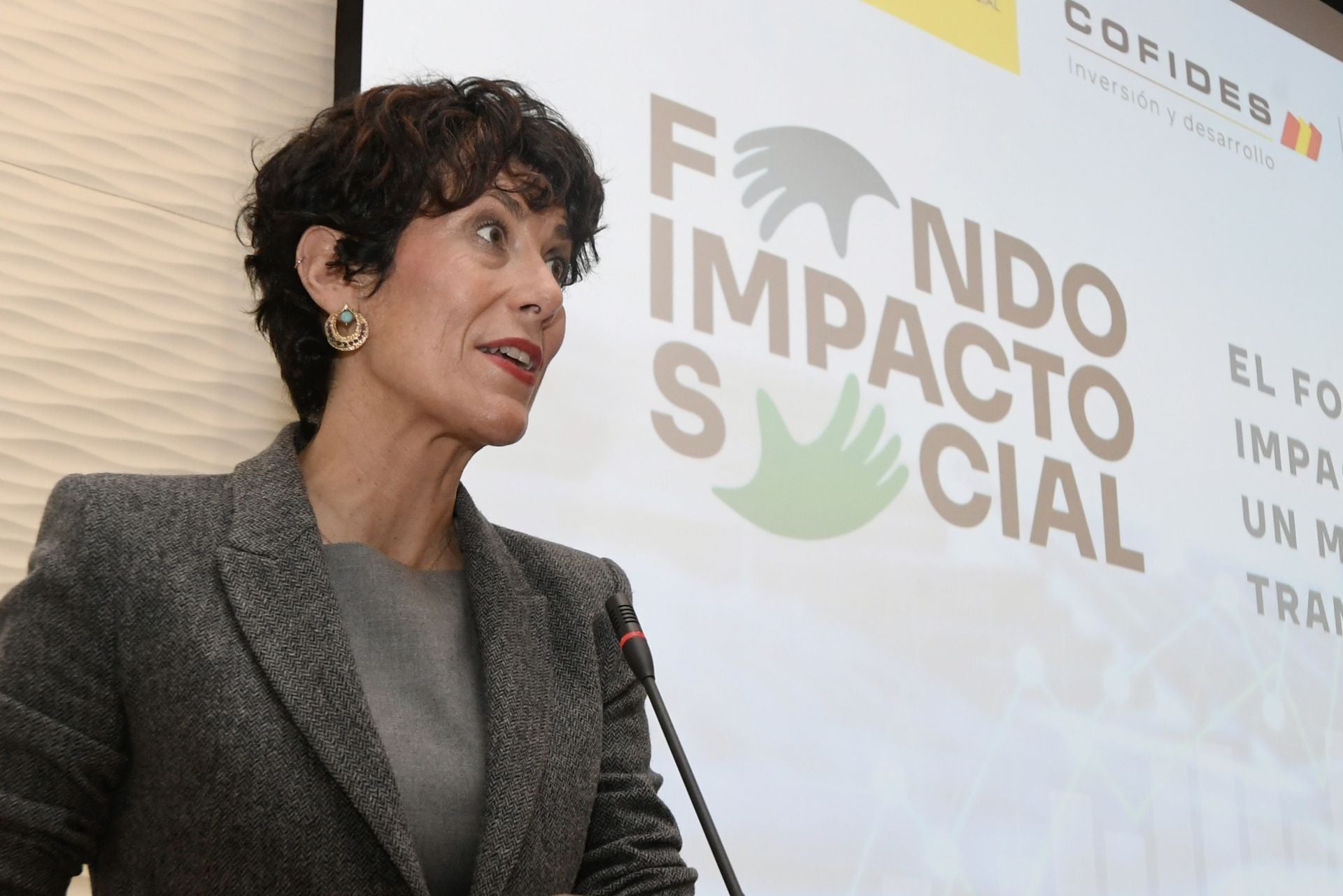 La ministra de Inclusión, Elma Saiz, acude al acto inaugural del Fondo de Impacto Social de Murcia, en imágenes