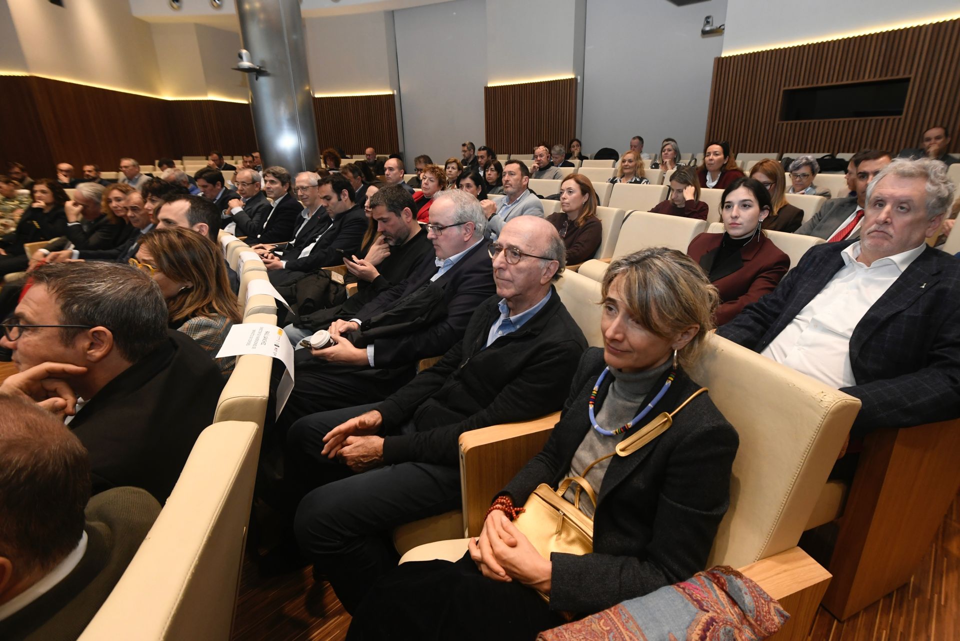 La ministra de Inclusión, Elma Saiz, acude al acto inaugural del Fondo de Impacto Social de Murcia, en imágenes