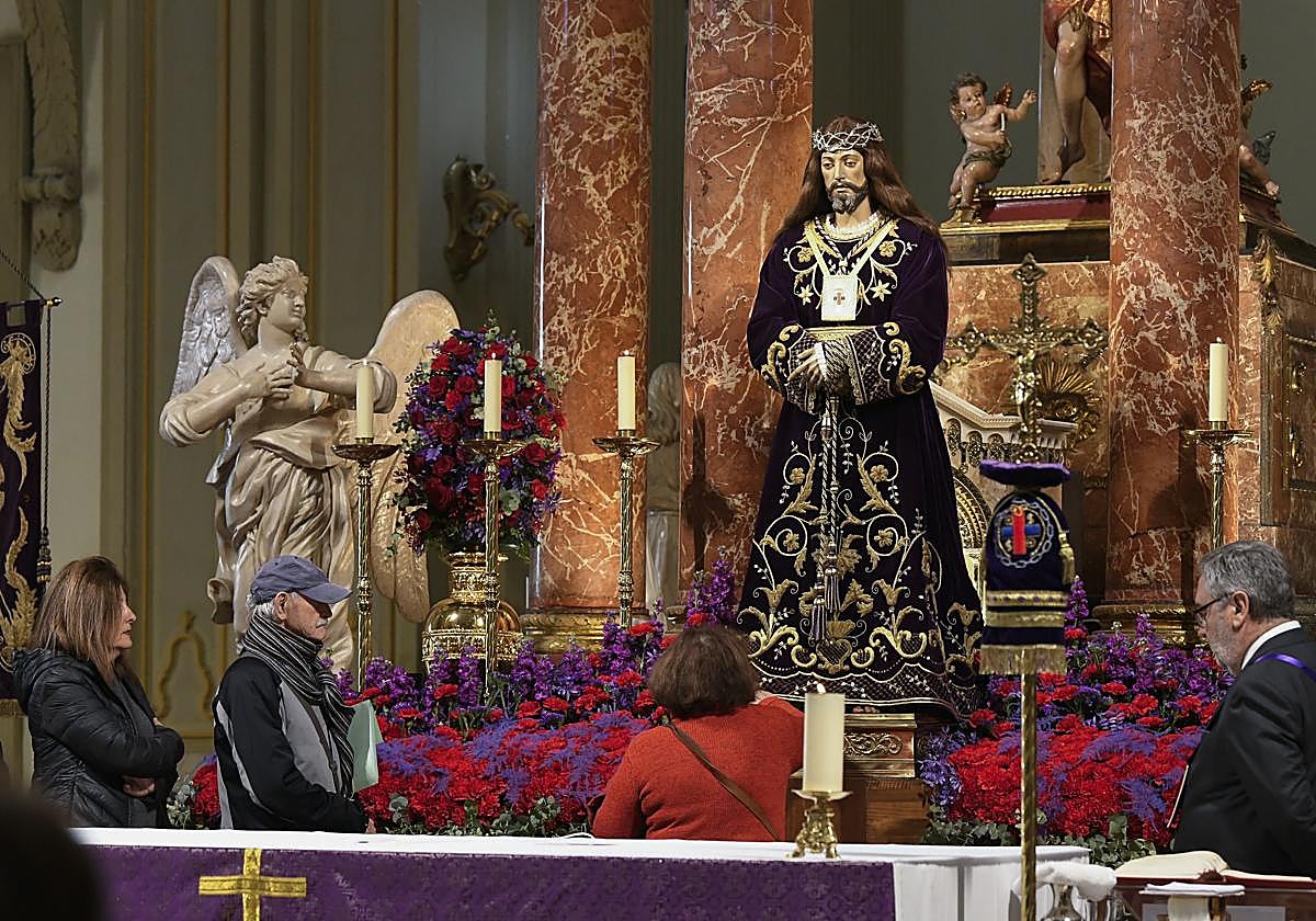 Besapié del Cristo del Rescate, en imágenes