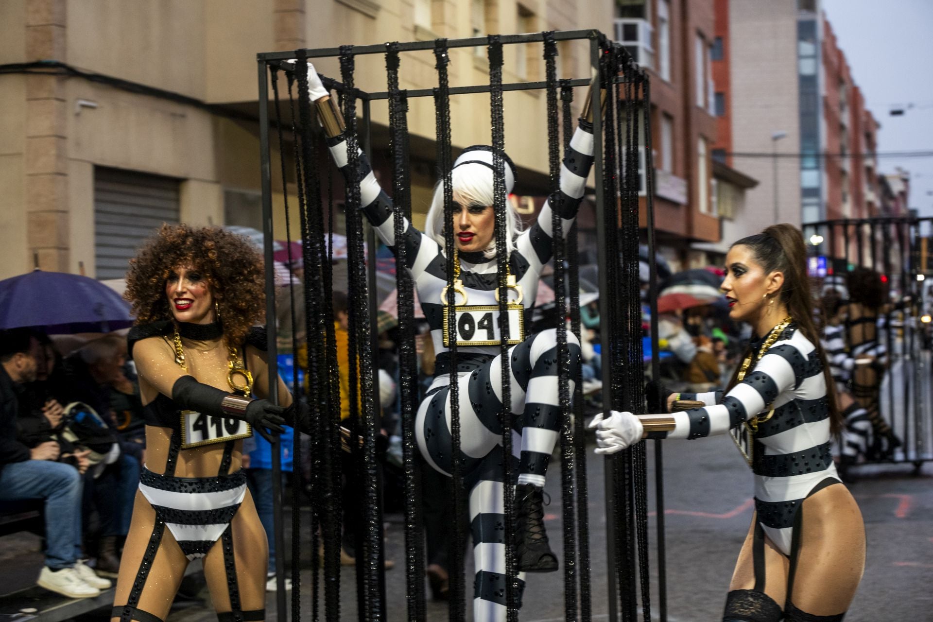 El último desfile del Carnaval de Cabezo de Torres, en imágenes