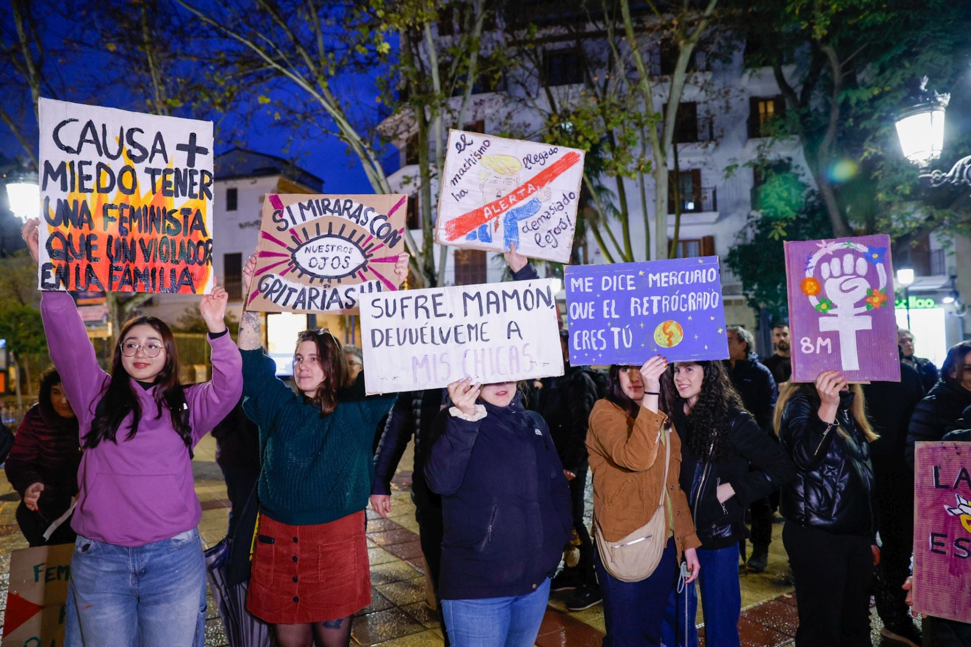 La manifestación por el 8M en Lorca, en imágenes