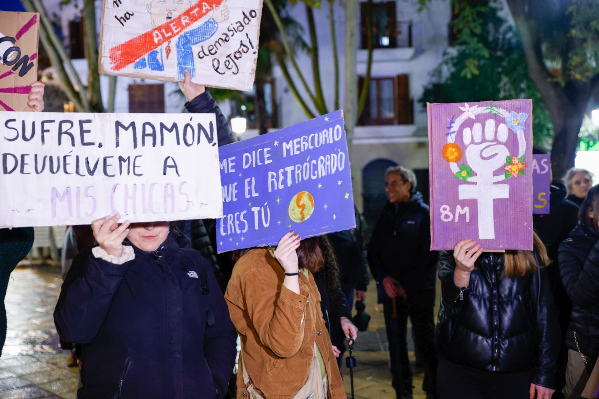 La manifestación por el 8M en Lorca, en imágenes