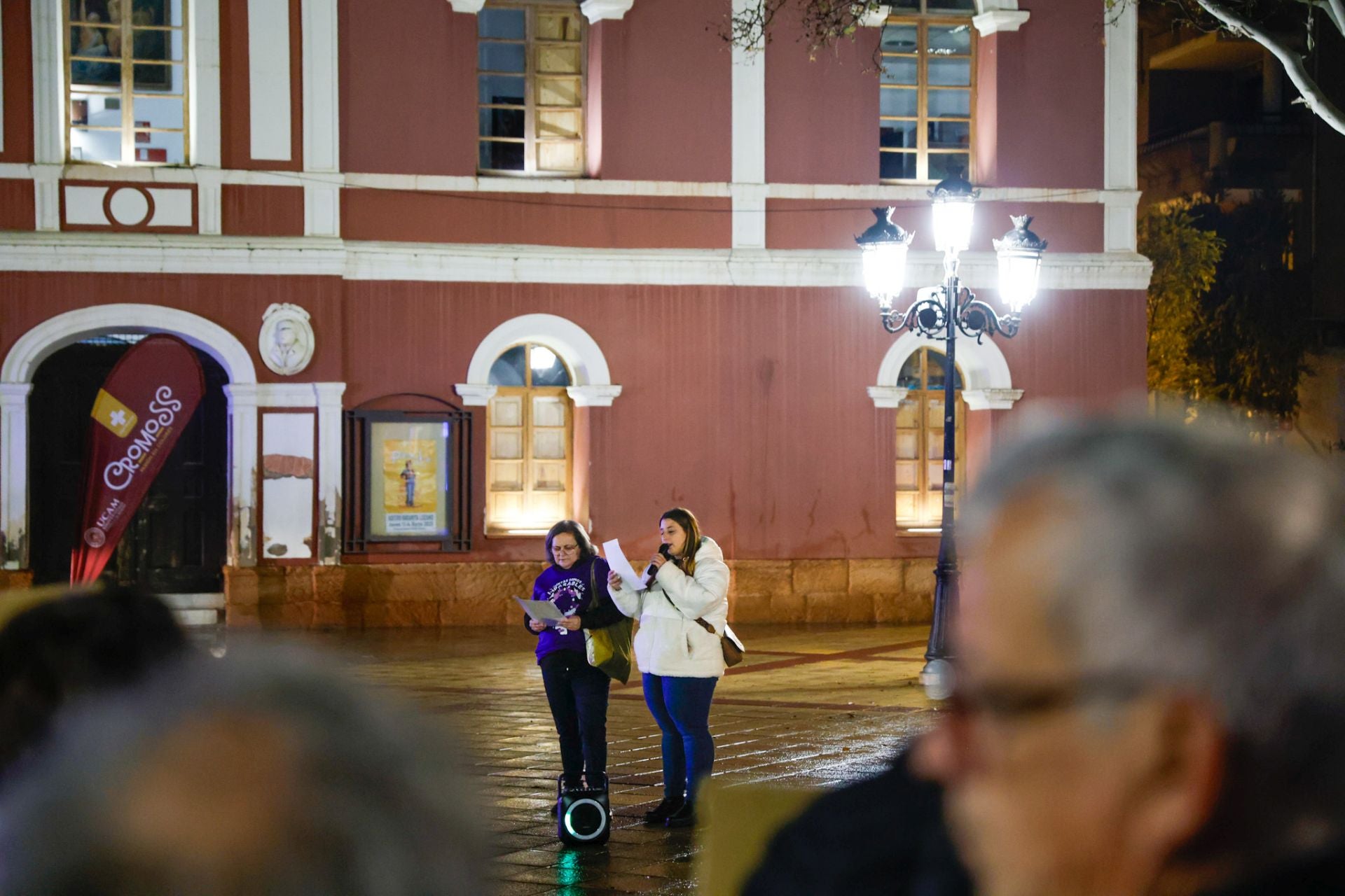 La manifestación por el 8M en Lorca, en imágenes