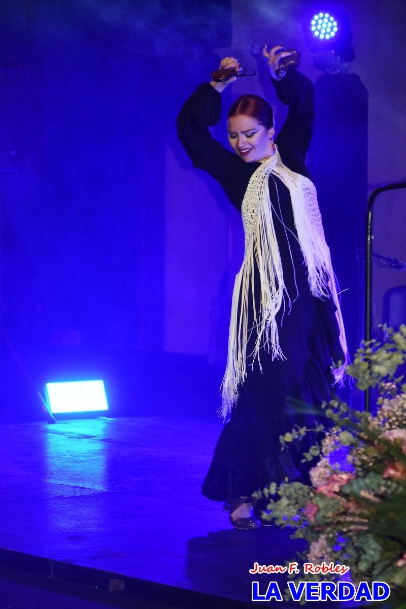 Caravaca entrega los premios y galardones del Día de la Mujer