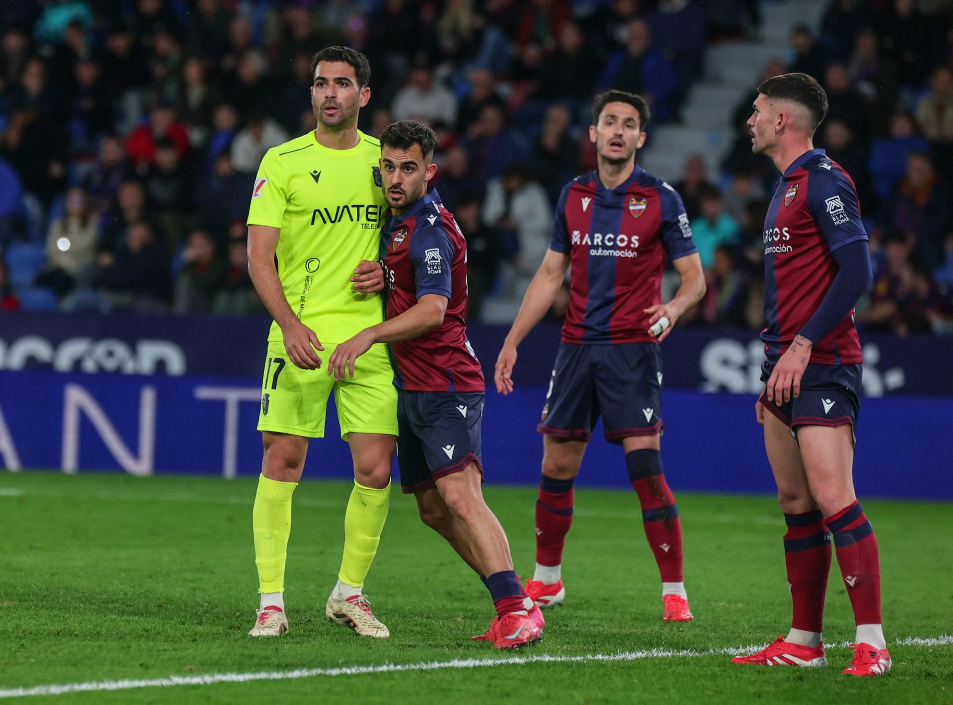 La derrota del Cartagena frente al Levante, en imágenes