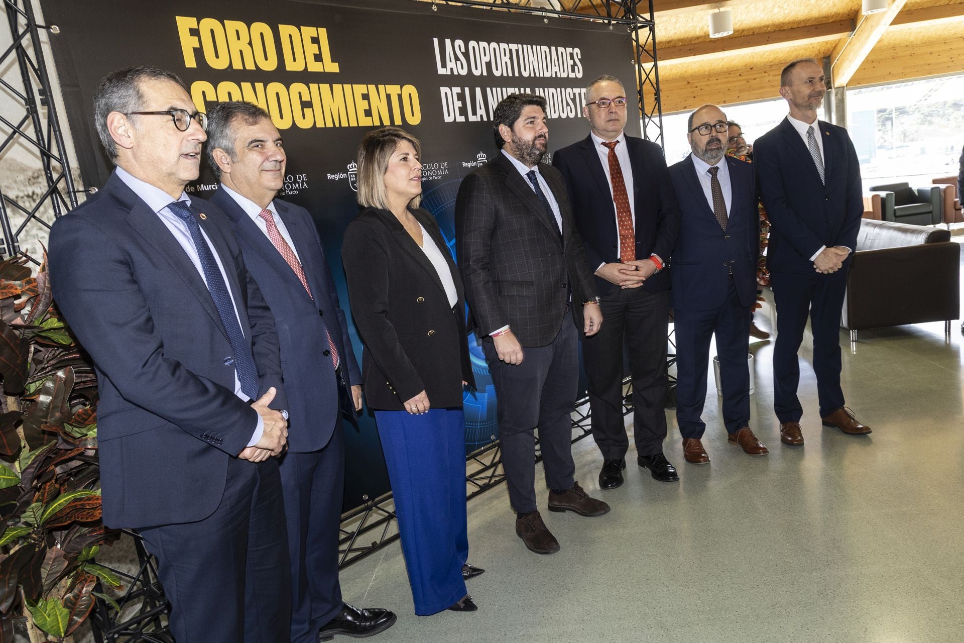 El &#039;Foro del conocimiento: las oportunidades de la nueva industria&#039; de Cartagena, en imágenes