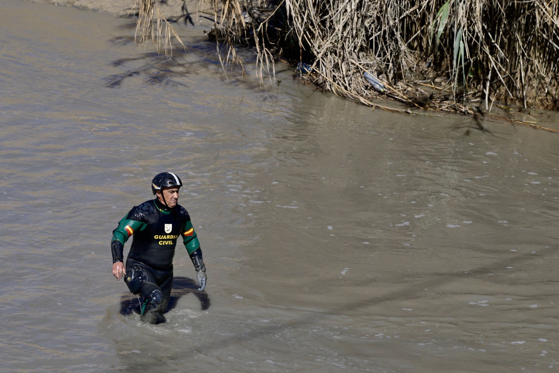 Imágenes del cuarto día de búsqueda de un hombre en el río Segura