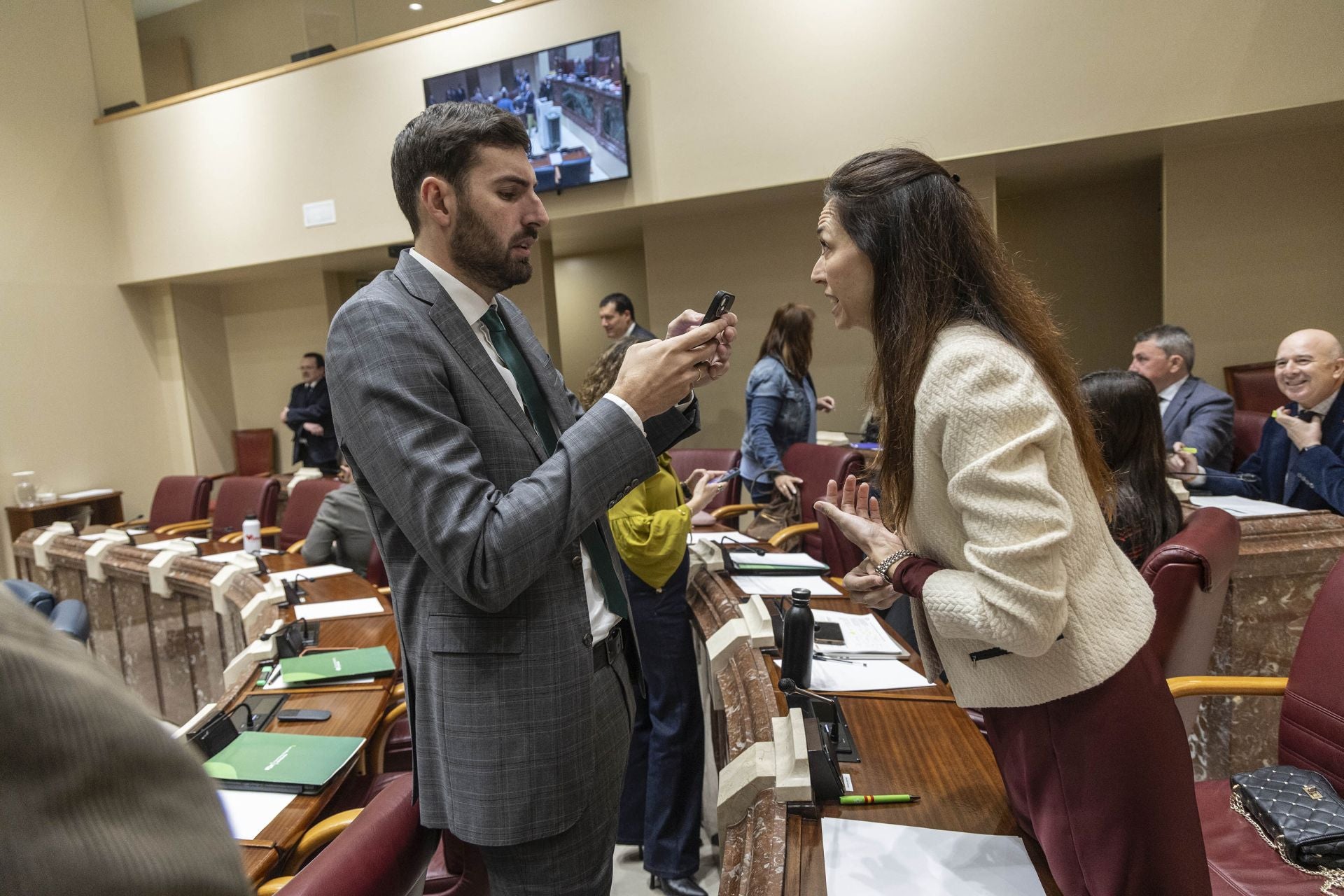 El Pleno de la Asamblea Regional de este martes, en imágenes