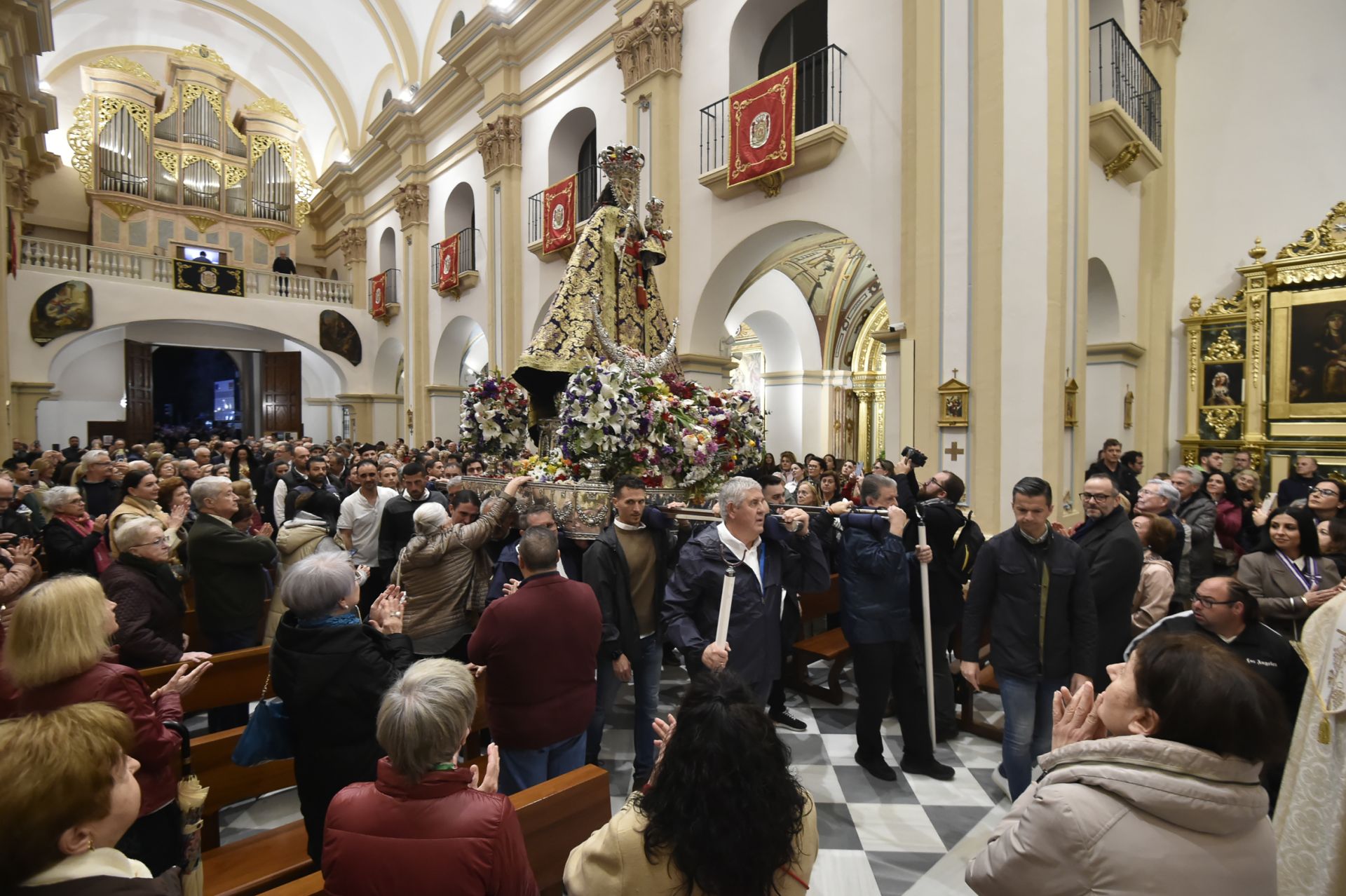La bajada de la Virgen de la Fuensanta, en imágenes