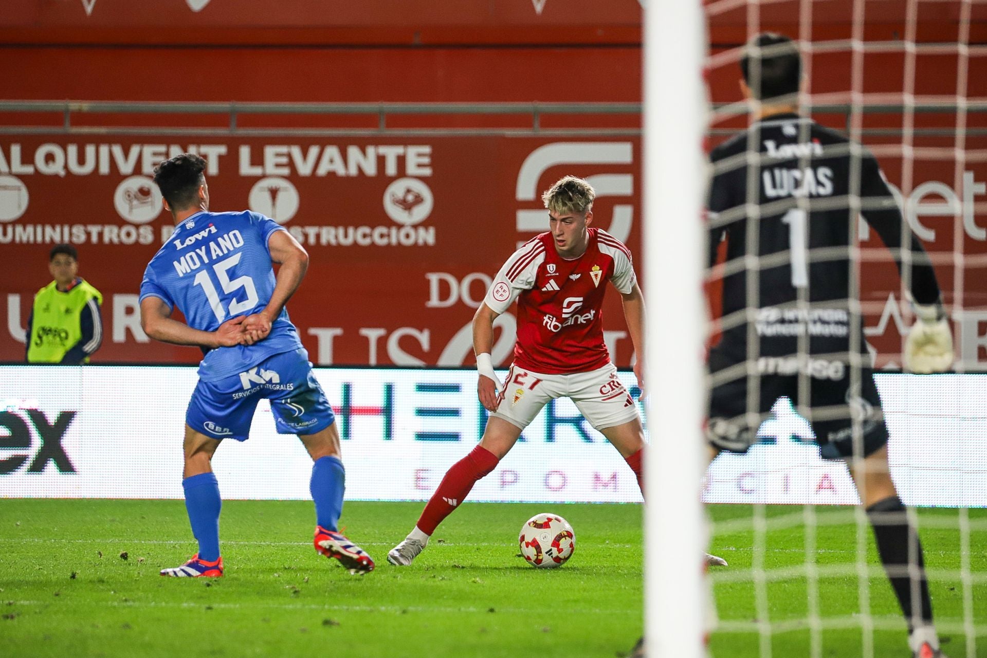 La victoria del Real Murcia frente al Fuenlabrada, en imágenes