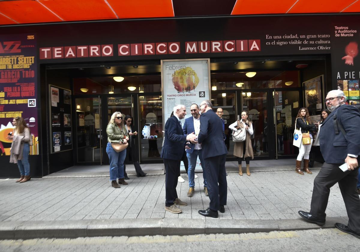 Fachada del Teatro Circo Murcia en una imagen de archivo.