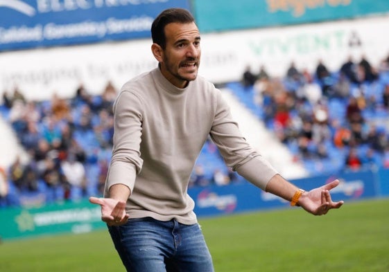 El técnico alicantino Sergio Aracil, durante su etapa al frente del UCAM.