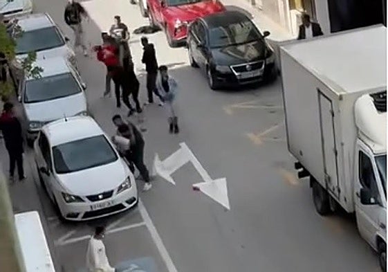 Pelea en una calle de Beniel.