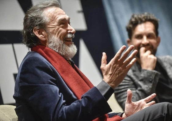 El actor Ginés García Millán durante su participación en el Aula de la Cultura de LA VERDAD.