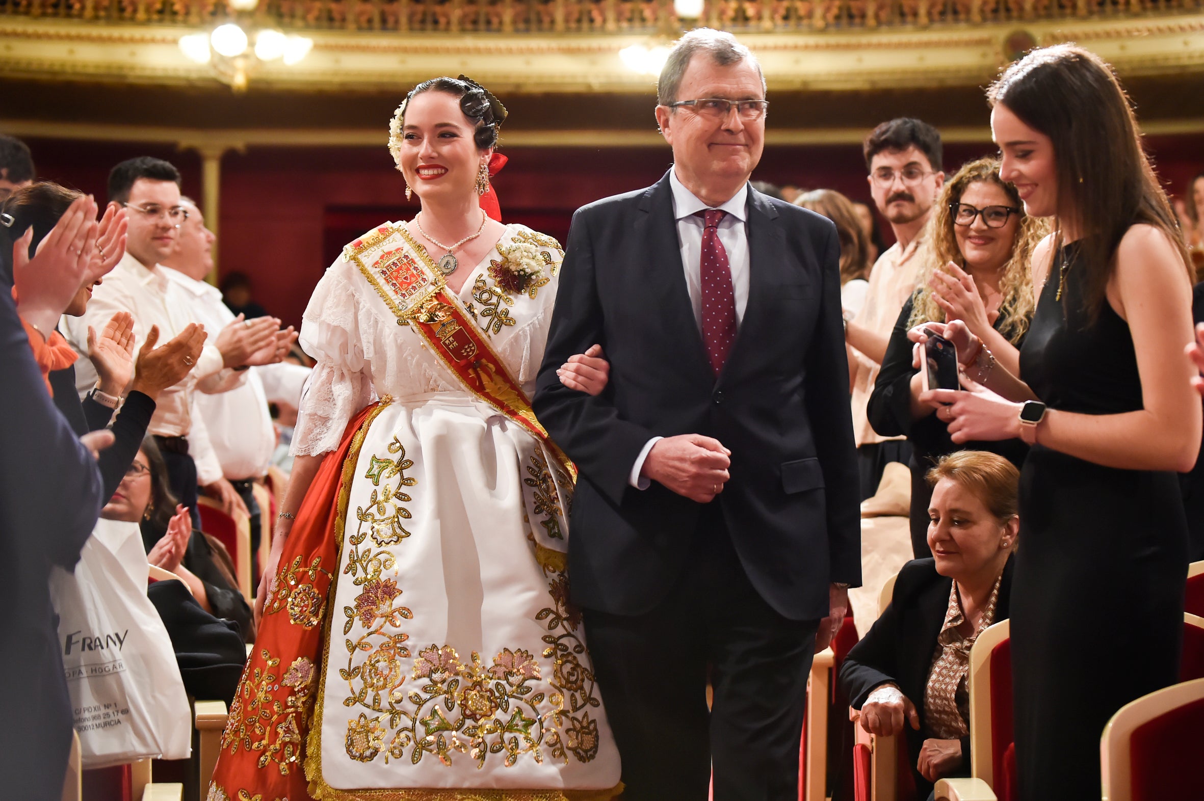 La gala de elección de la Reina de la Huerta 2025, en imágenes