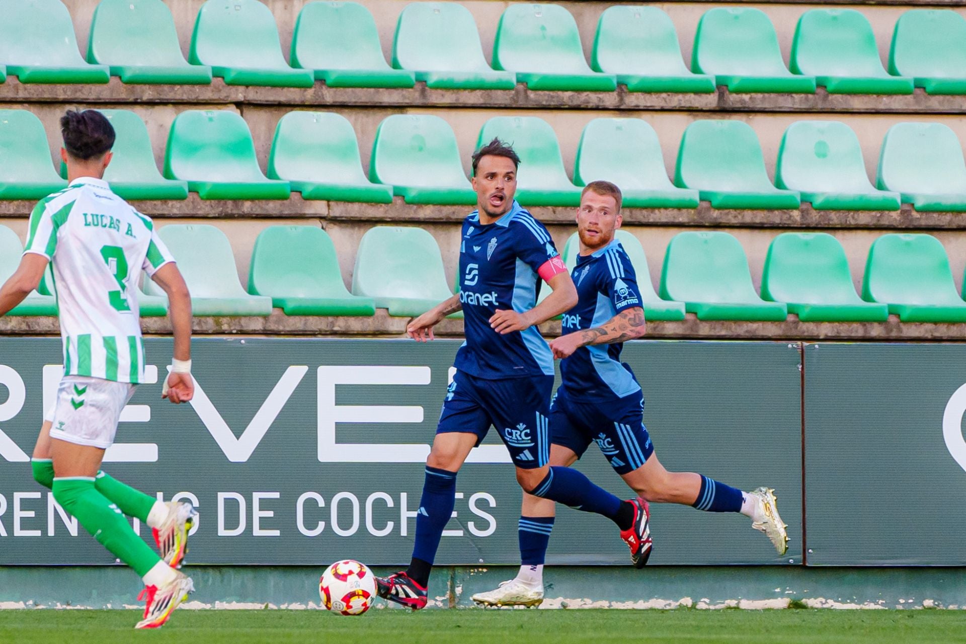 La victoria del Real Murcia frente el Betis Deportivo, en imágenes