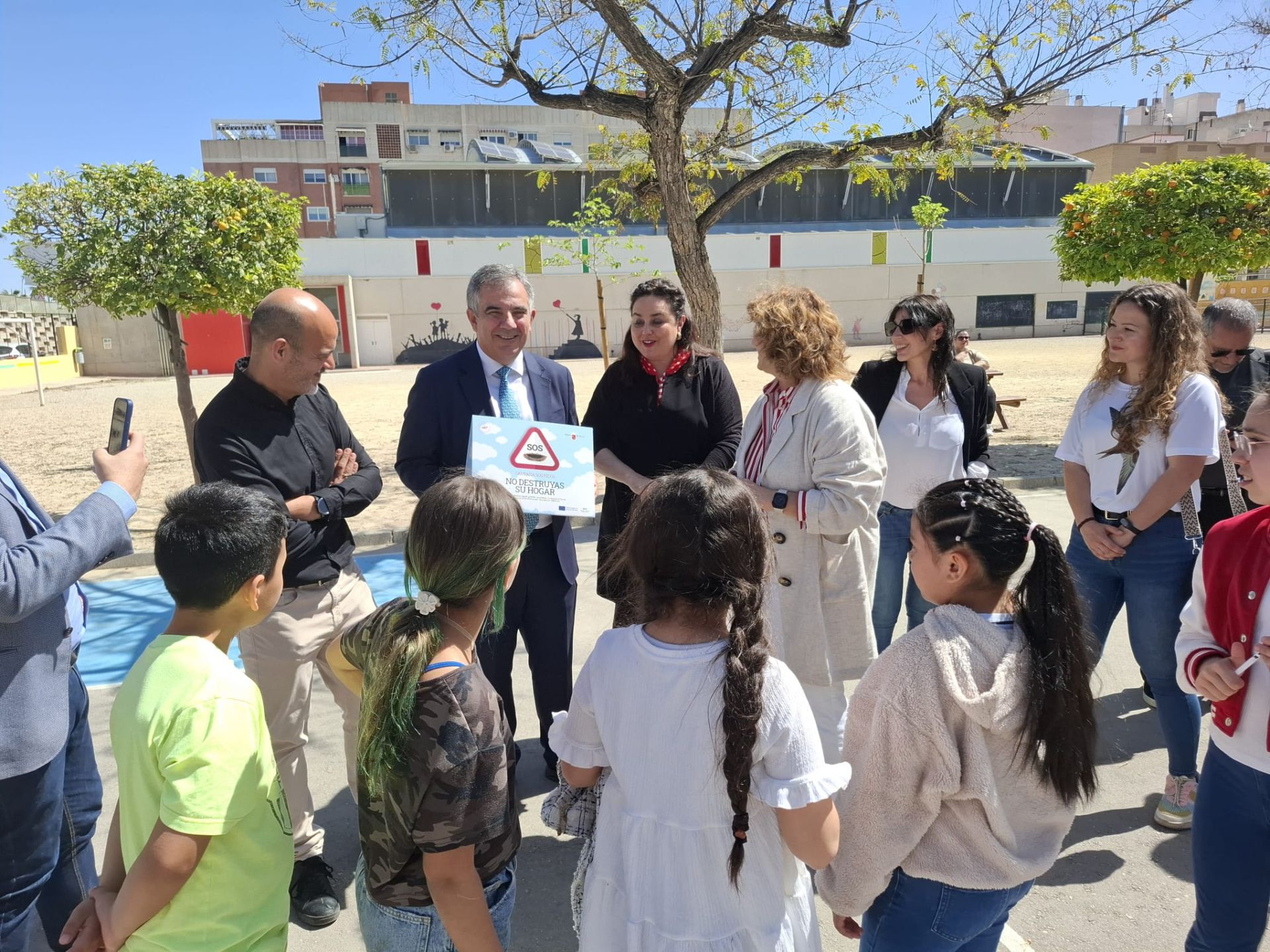 Escolares de la Región de Murcia aprenden a proteger las aves migratorias y sus nidos