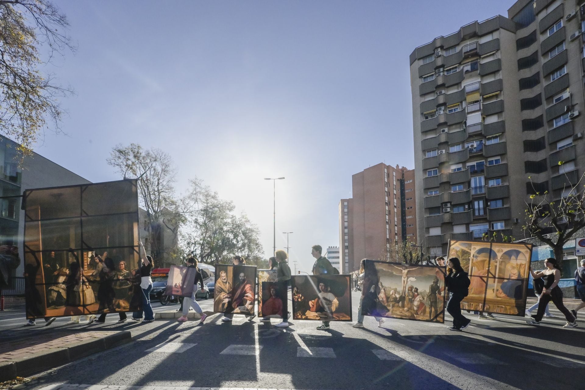 Los alumnos del IES La Flota pasean el arte por las calles de Murcia