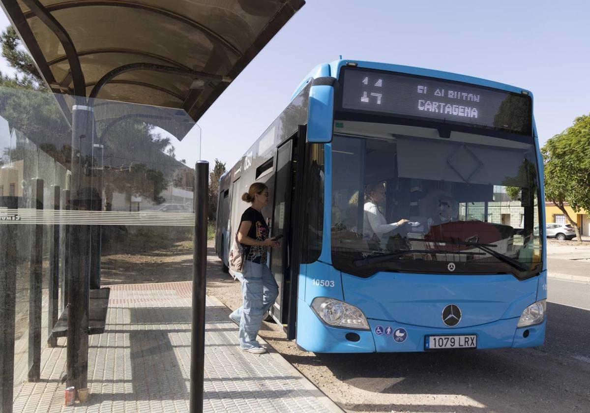 El transporte público de Cartagena será gratuito durante este Viernes de Dolores