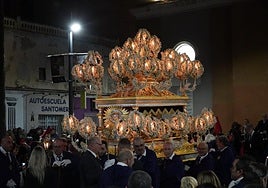 'La Cama' en la Solemne Procesión del Santo Entierro, el Viernes Santo.