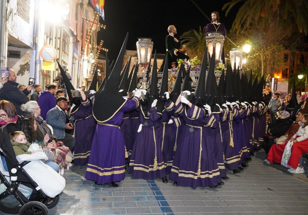 Noche de silencio, cadenas, Vida y Esperanza en Jumilla