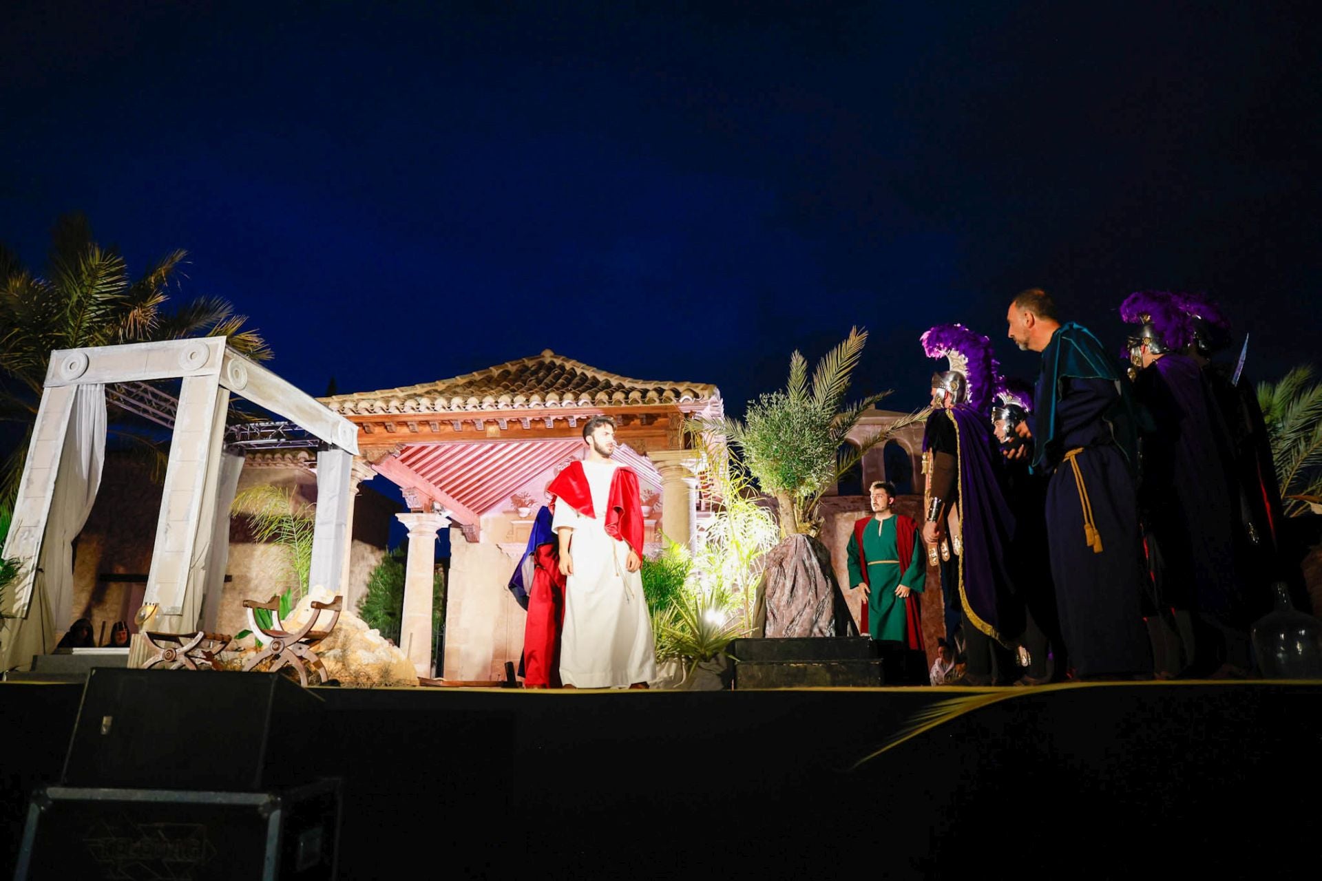 Las imágenes del vía crucis viviente de Lorca